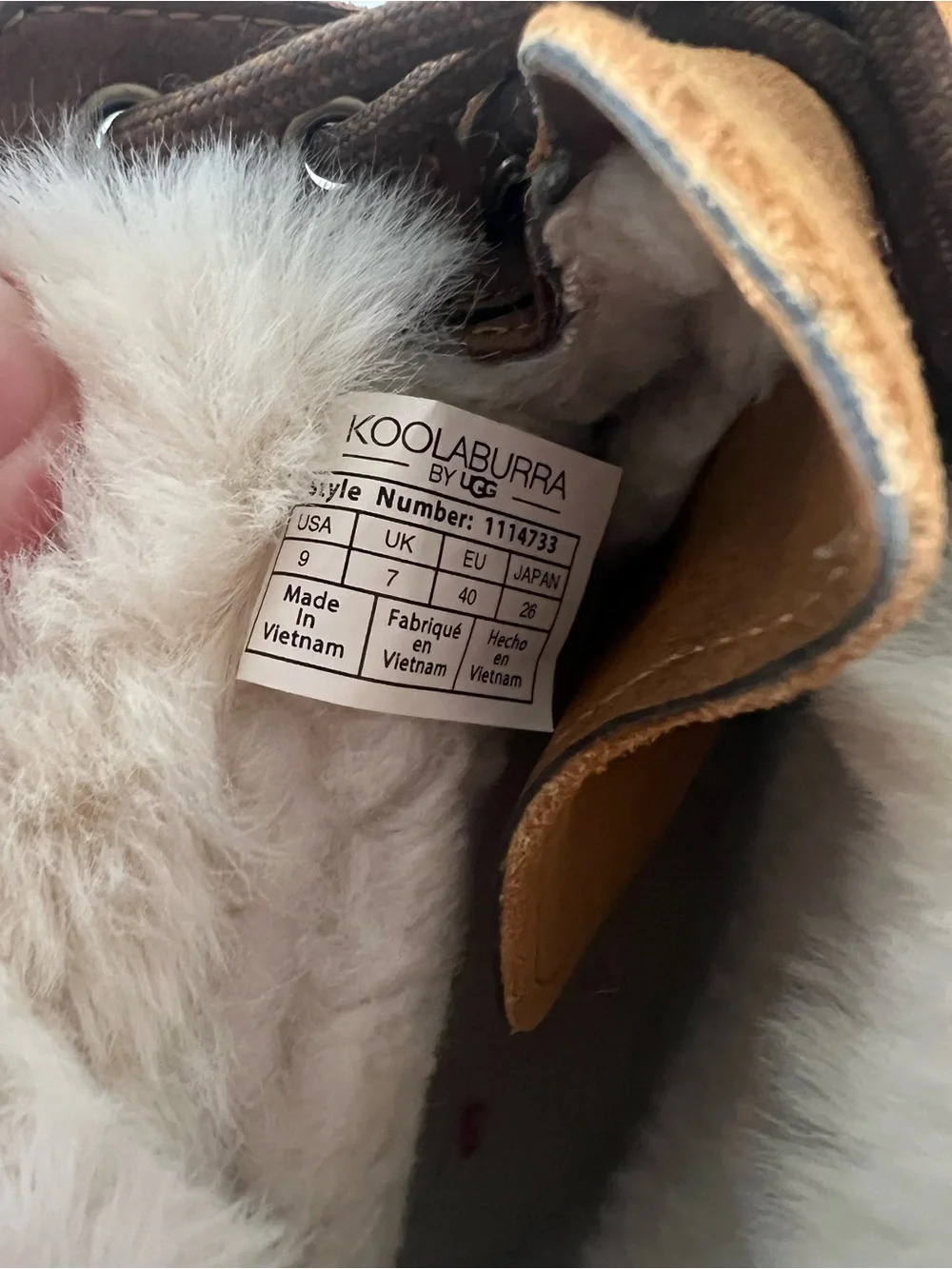 Koolaburra by Ugg boots size 9